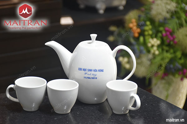 Bộ trà Minh Long in logo Cựu học sinh Hòa Hưng